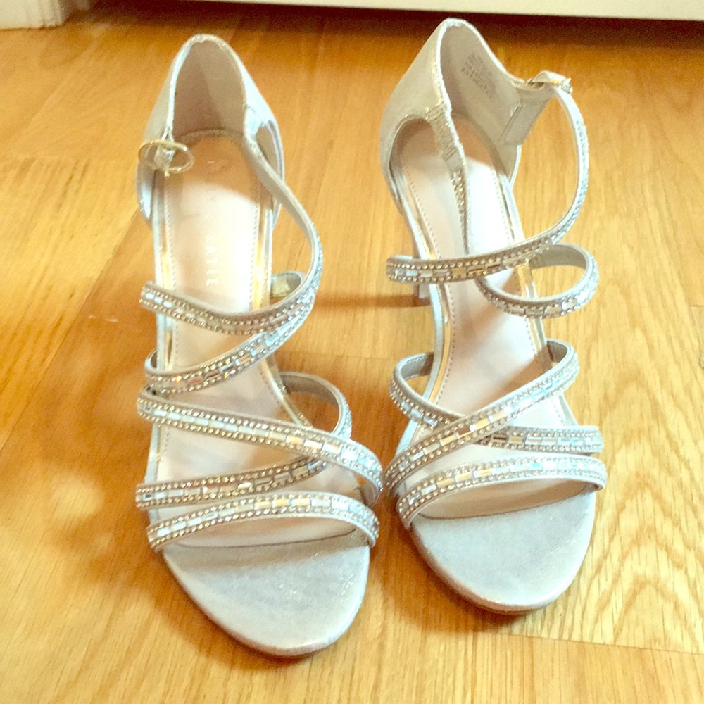Kelly & Katie never worn size 9.5